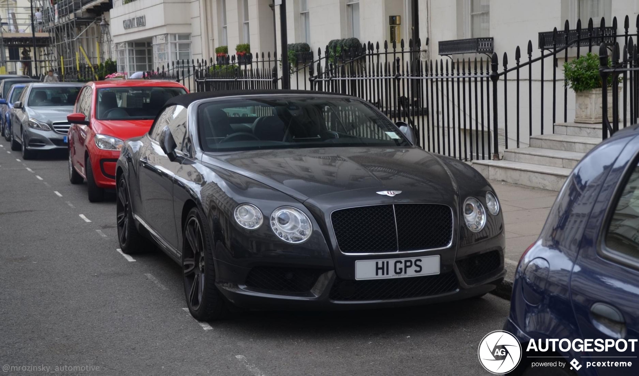 Bentley Continental GTC V8