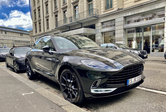 Aston Martin DBX