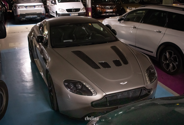 Aston Martin V12 Vantage S