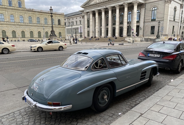 Mercedes-Benz 300SL Gullwing