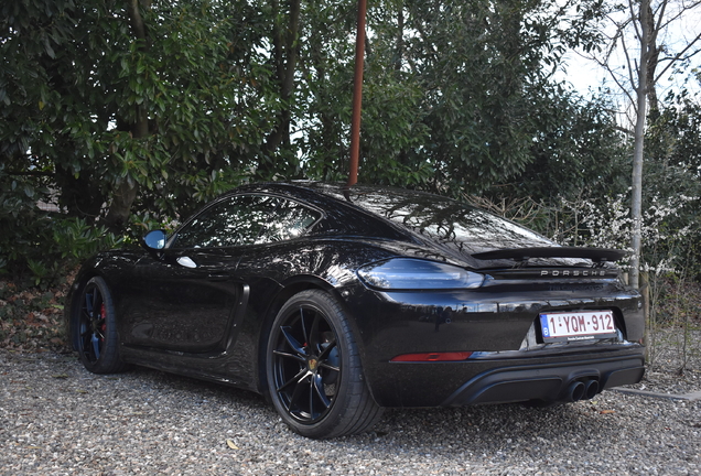 Porsche 718 Cayman GTS