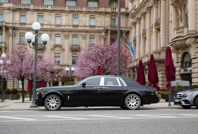 Rolls-Royce Phantom Series II Art Deco Collection