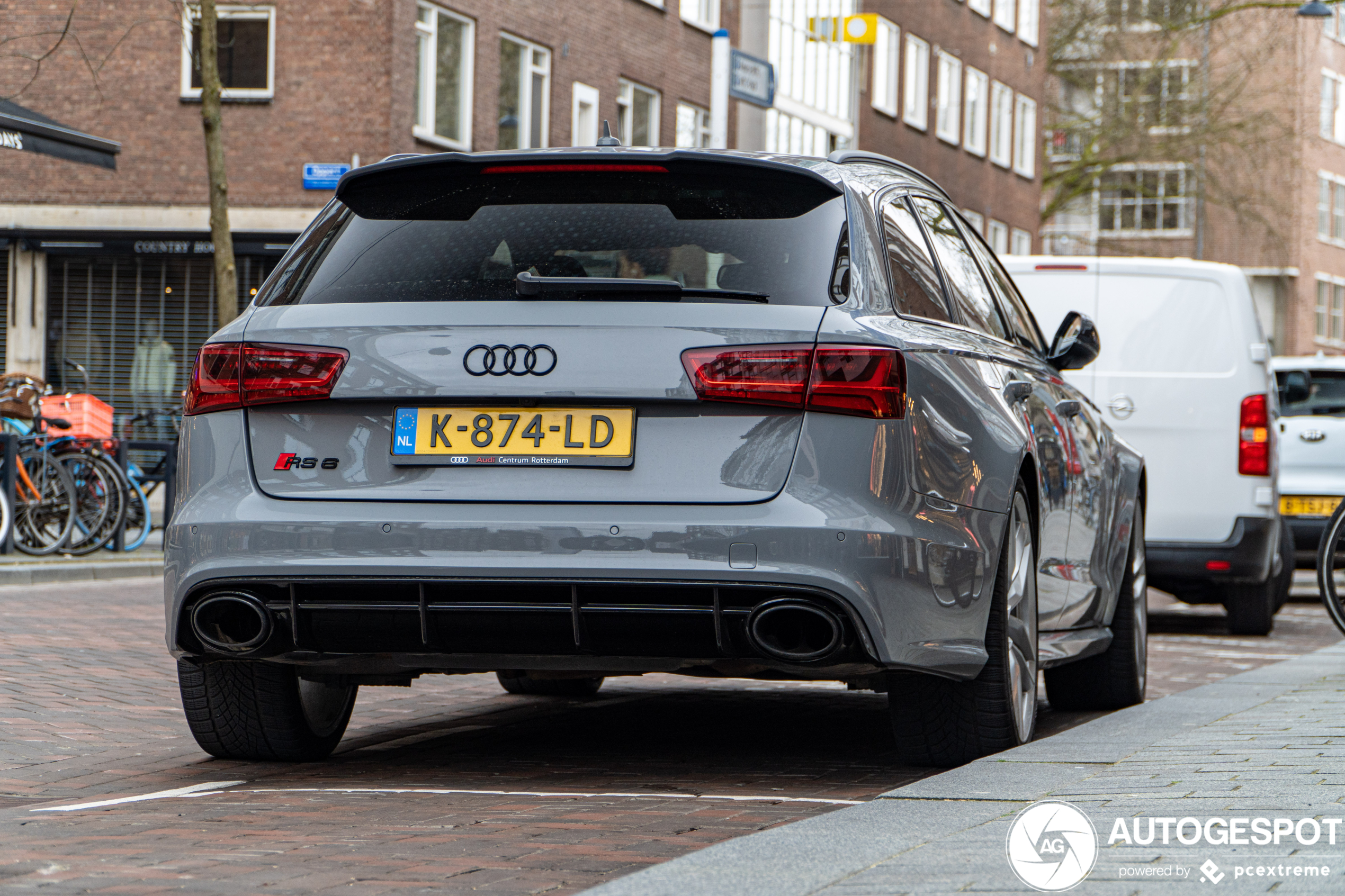 Audi RS6 Avant C7 2015