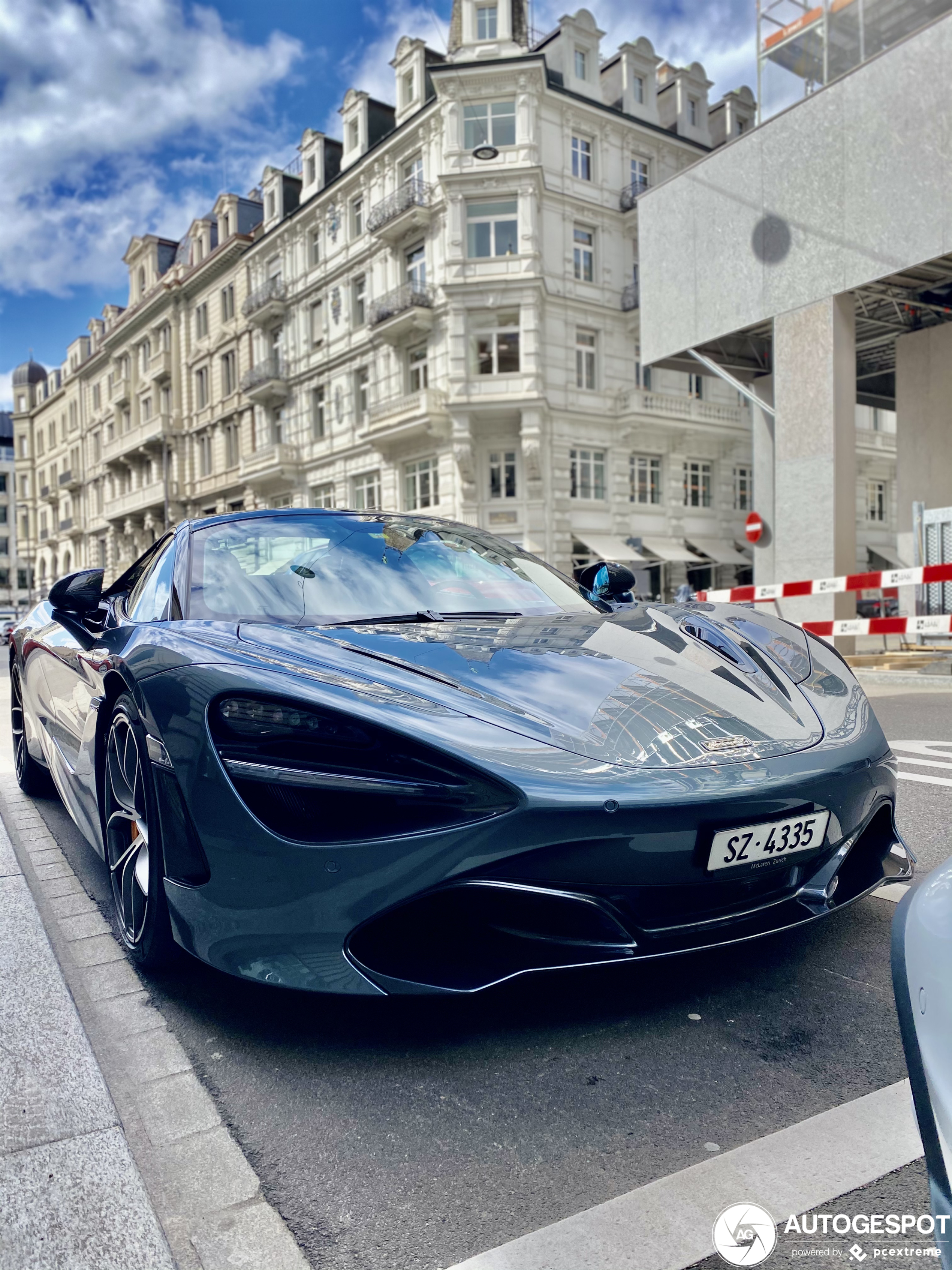 McLaren 720S Spider