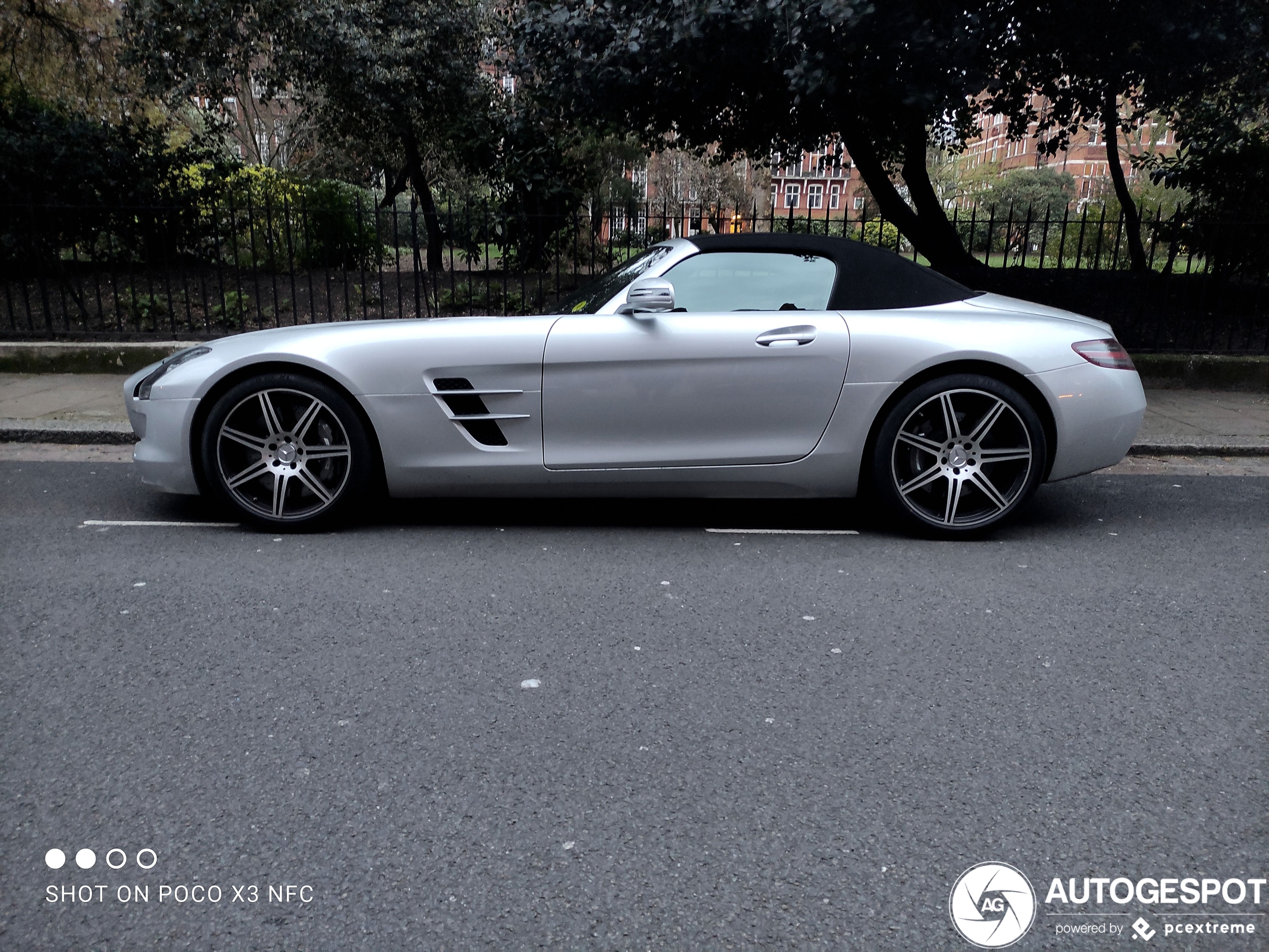 Mercedes-Benz SLS AMG Roadster