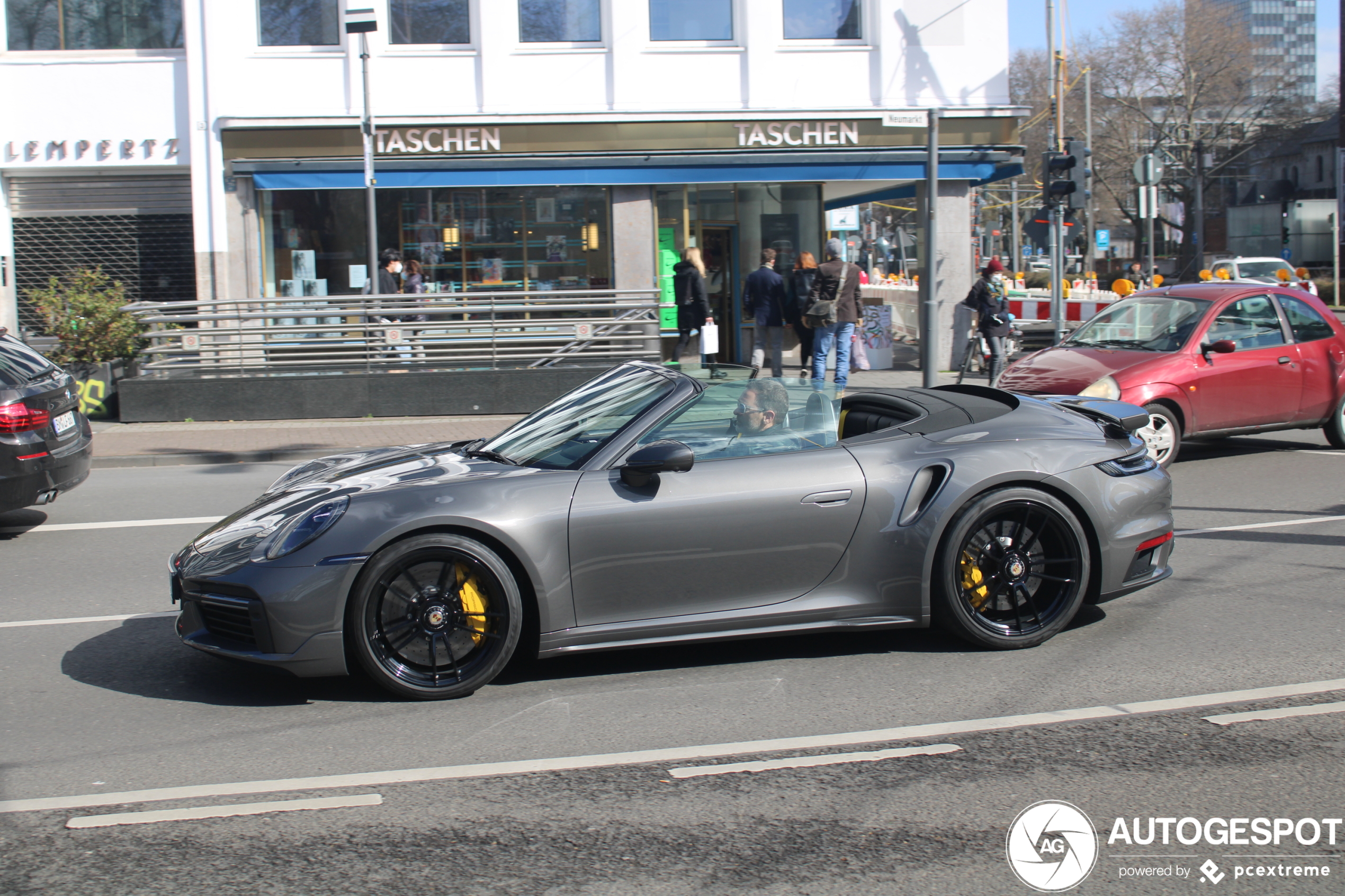 Porsche 992 Turbo S Cabriolet