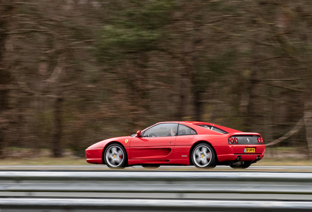 Ferrari F355 GTS