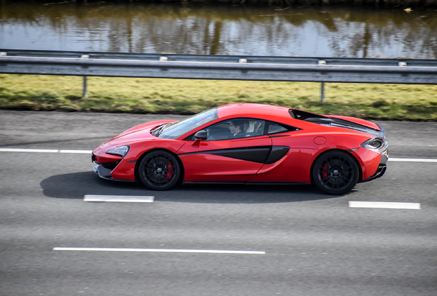 McLaren 570S