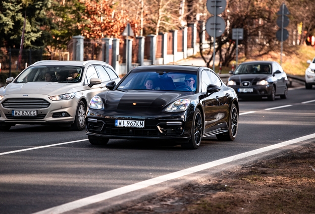 Porsche 971 Panamera Turbo