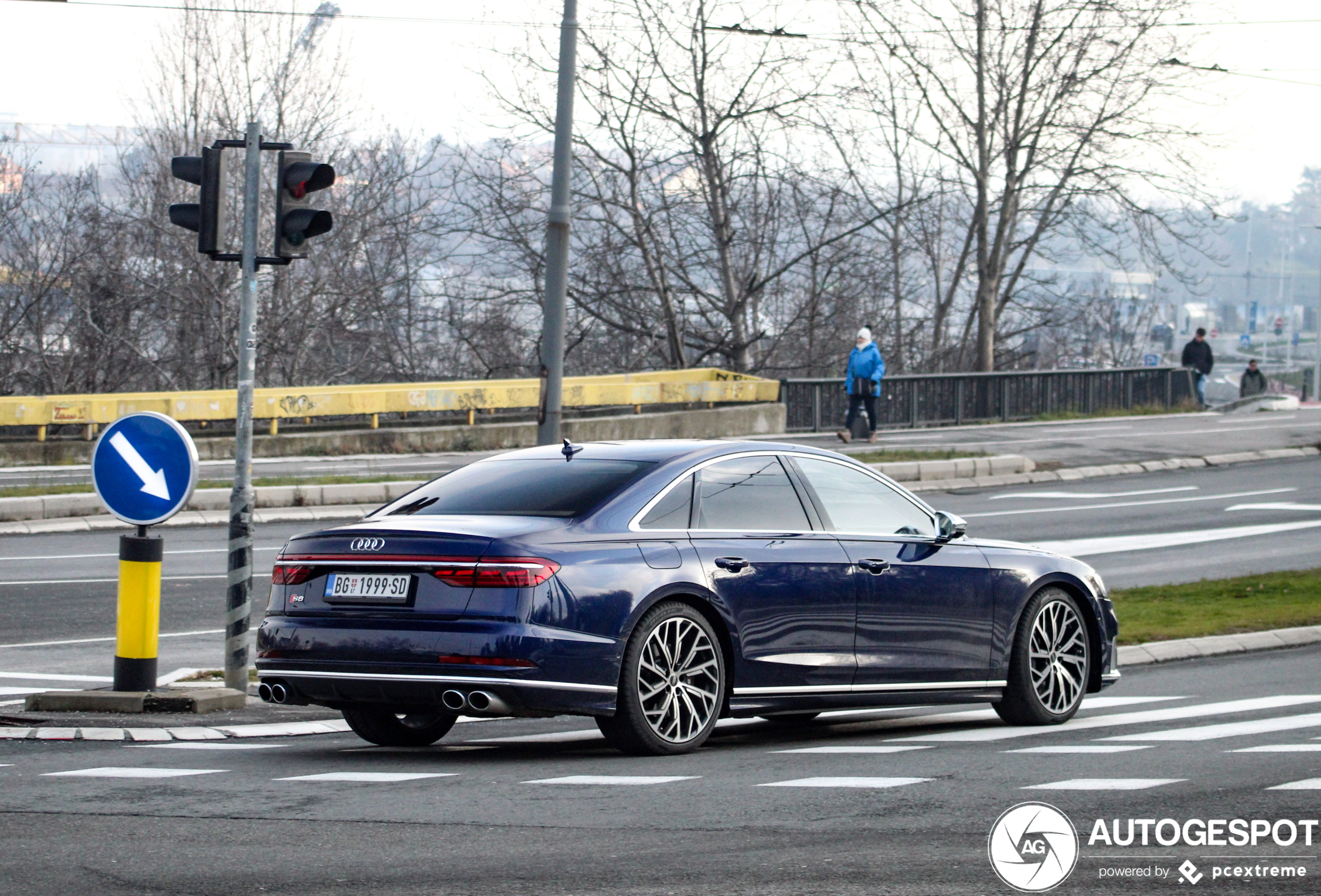 Audi S8 D5