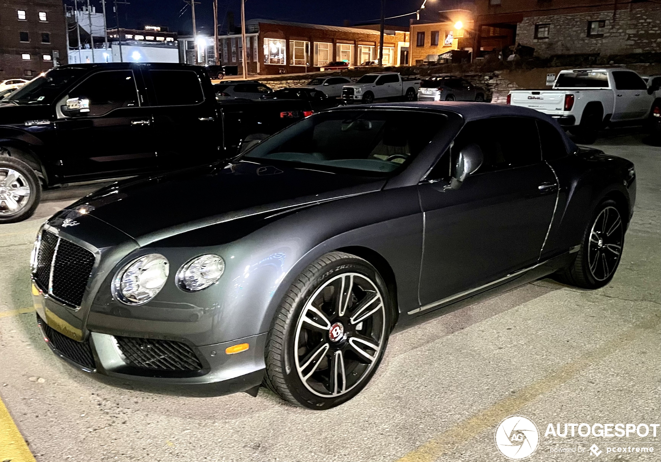 Bentley Continental GTC V8