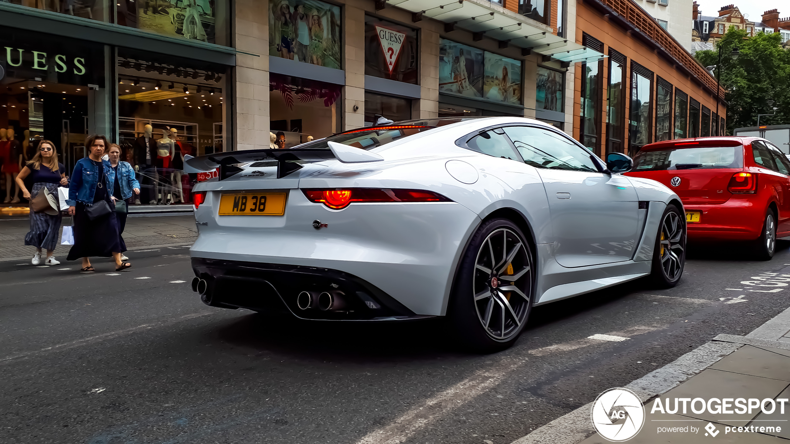 Jaguar F-TYPE SVR Coupé 2017