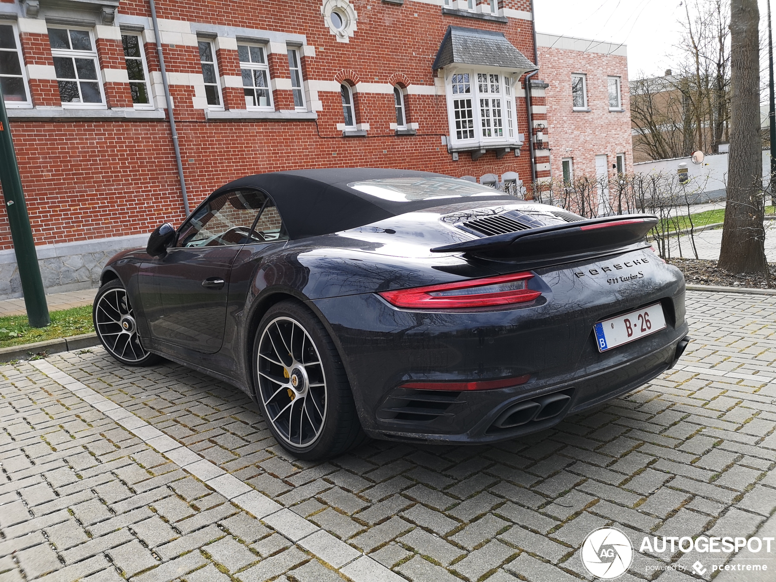 Porsche 991 Turbo S Cabriolet MkII