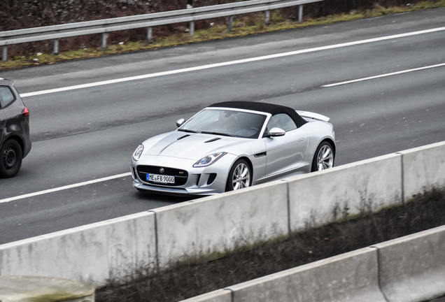 Jaguar F-TYPE S Convertible