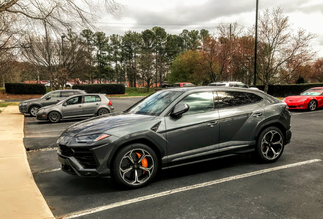 Lamborghini Urus