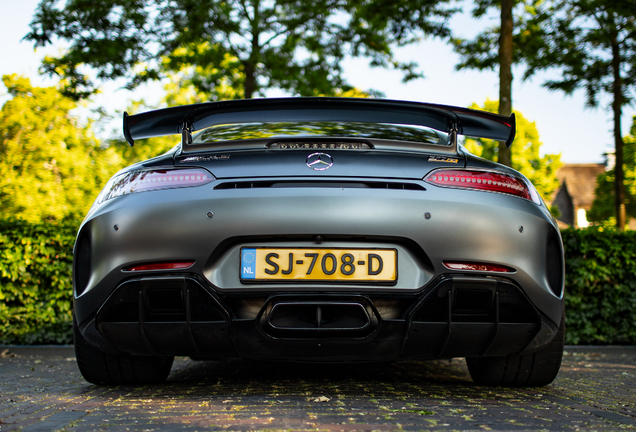 Mercedes-AMG GT R C190