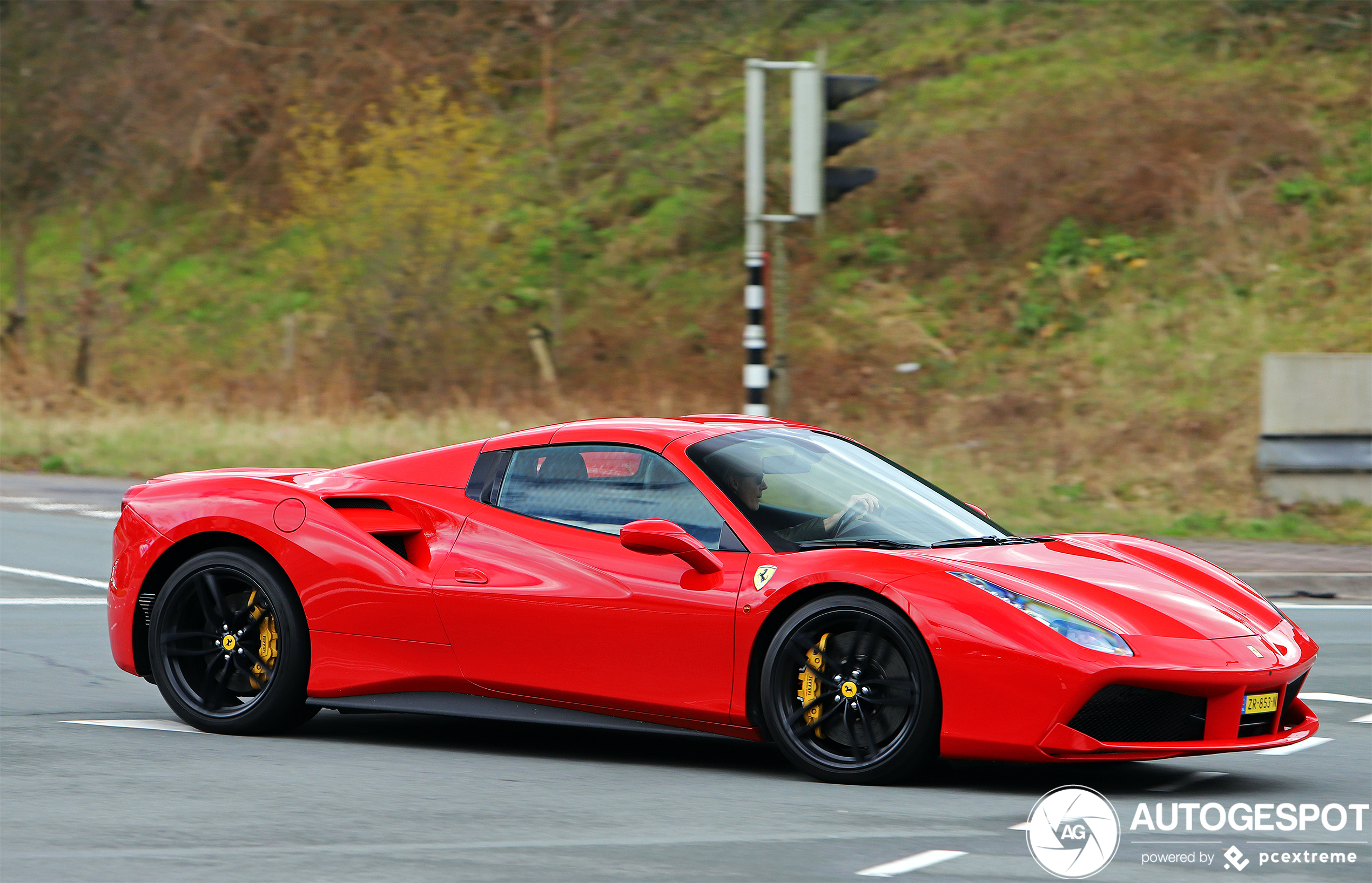 Ferrari 488 Spider