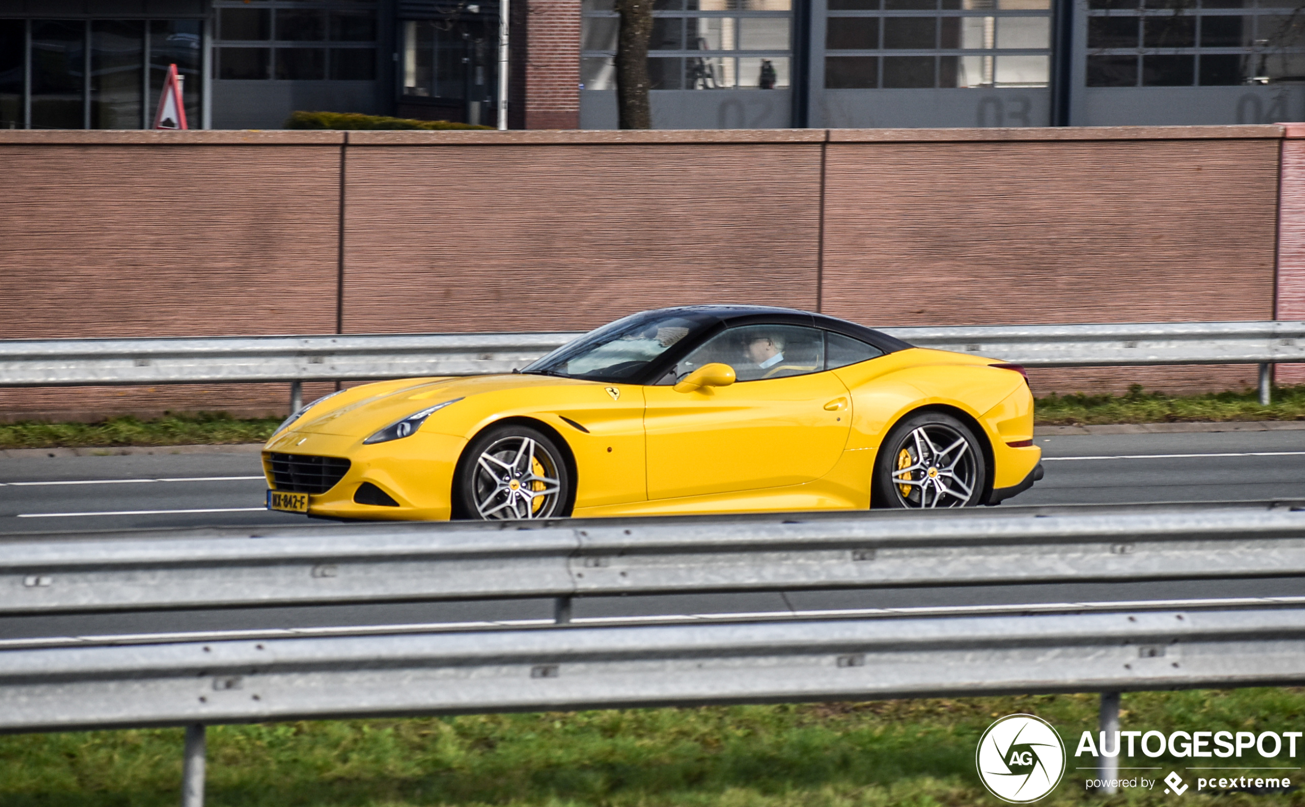 Ferrari California T