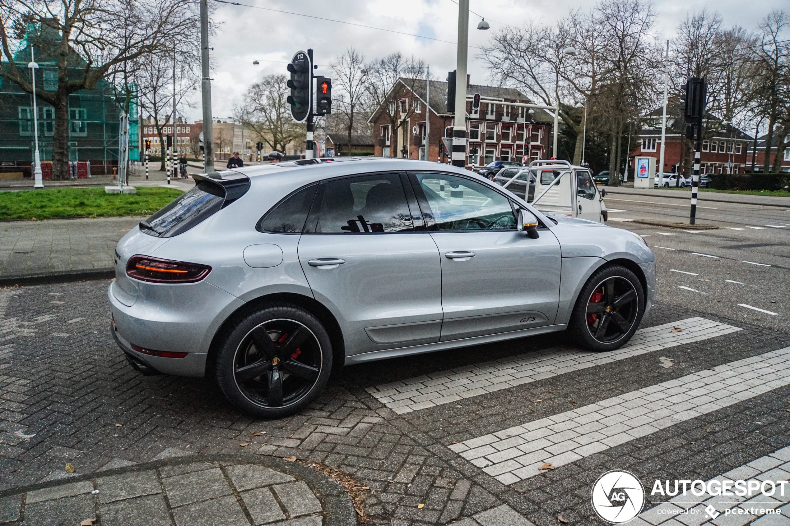 Porsche 95B Macan GTS