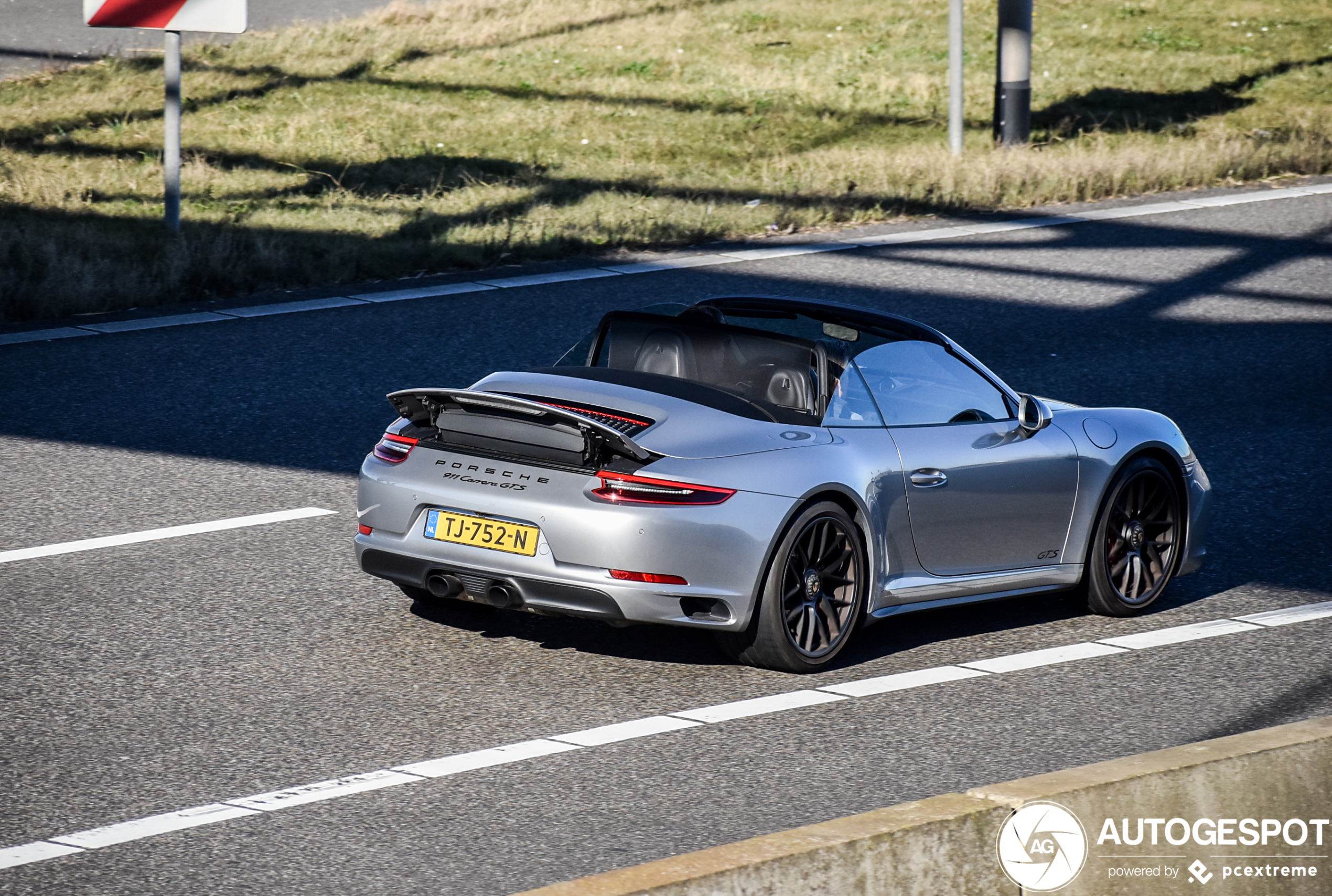 Porsche 991 Carrera GTS Cabriolet MkII