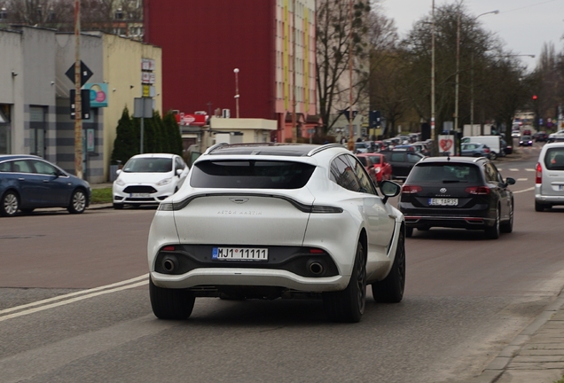 Aston Martin DBX