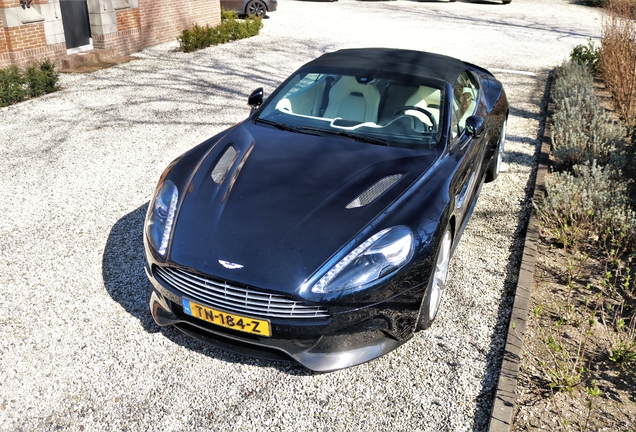 Aston Martin Vanquish Volante