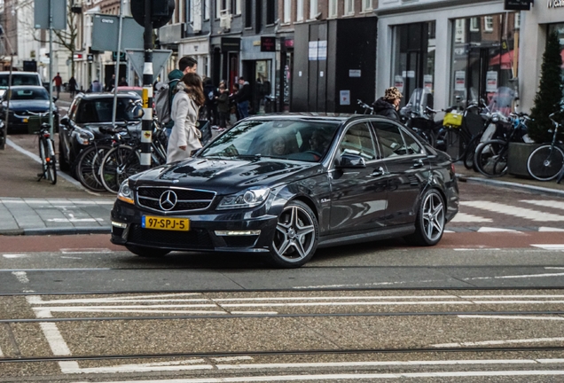 Mercedes-Benz C 63 AMG W204 2012