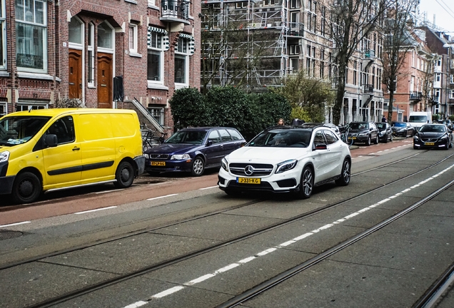 Mercedes-Benz GLA 45 AMG X156