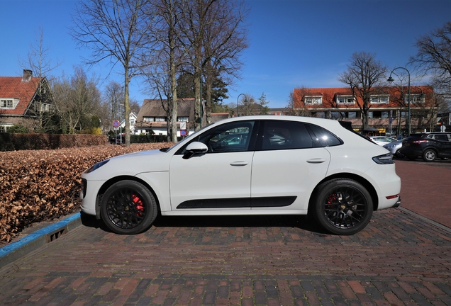 Porsche 95B Macan GTS MkII