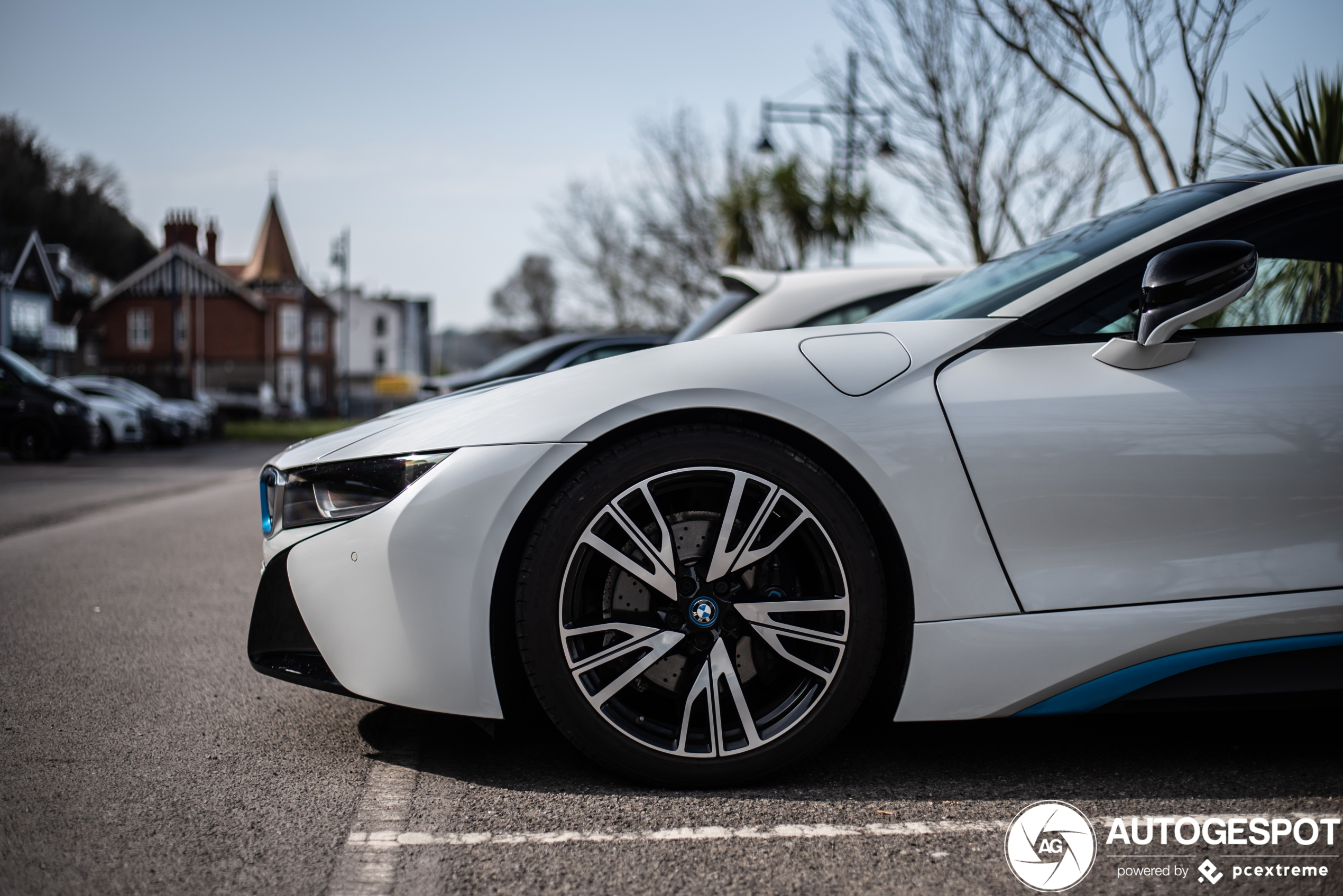 BMW i8