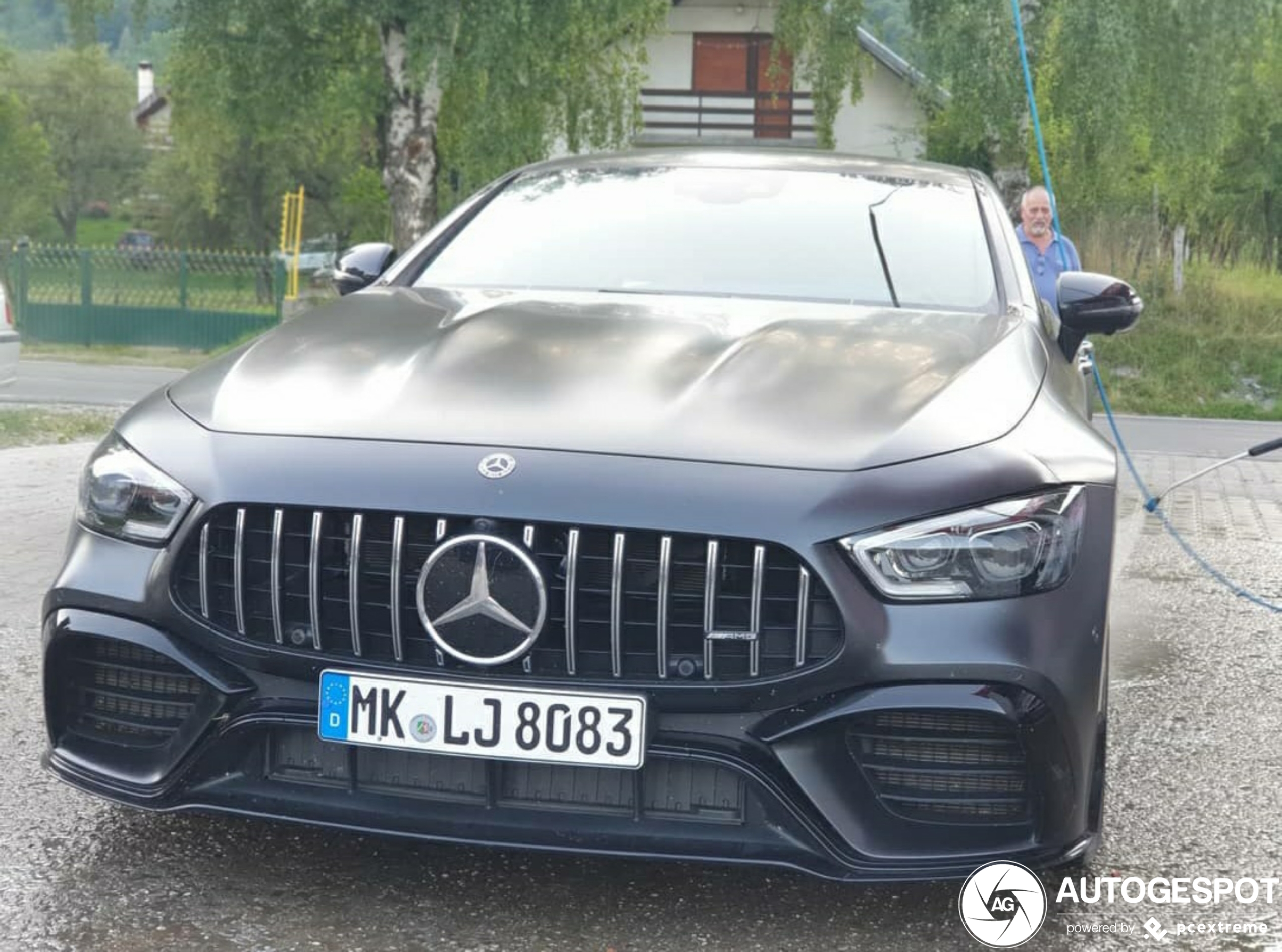 Mercedes-AMG GT 63 S X290