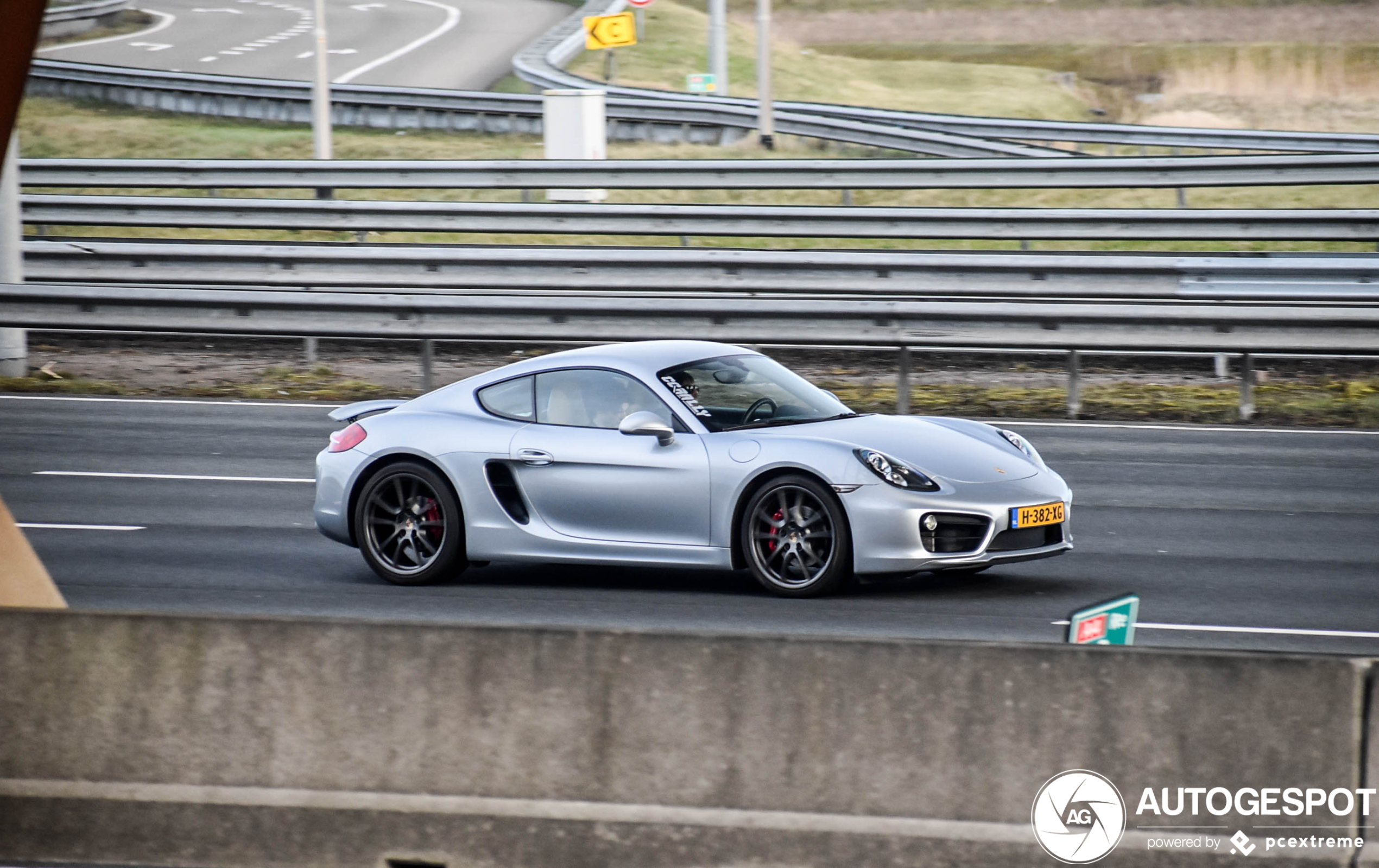 Porsche 981 Cayman S