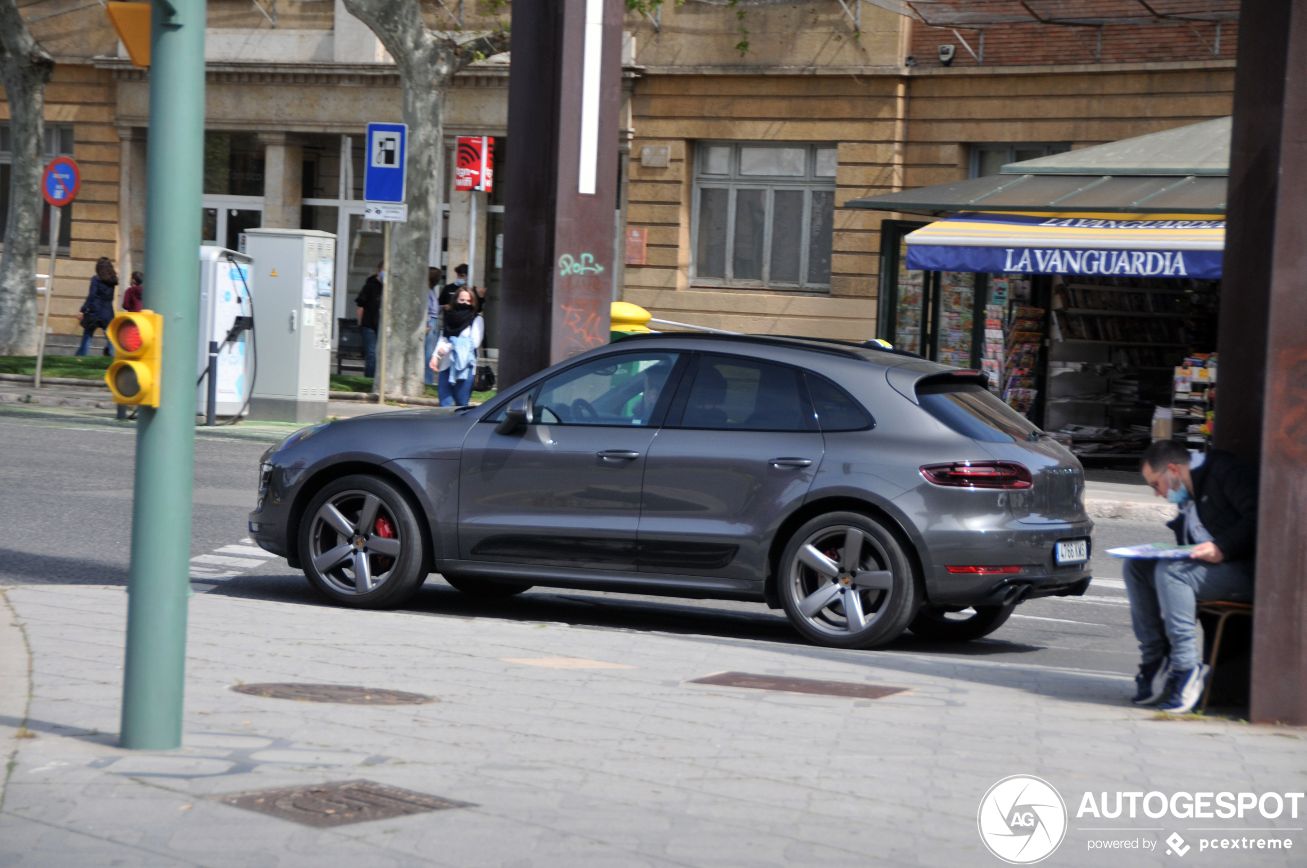 Porsche 95B Macan GTS