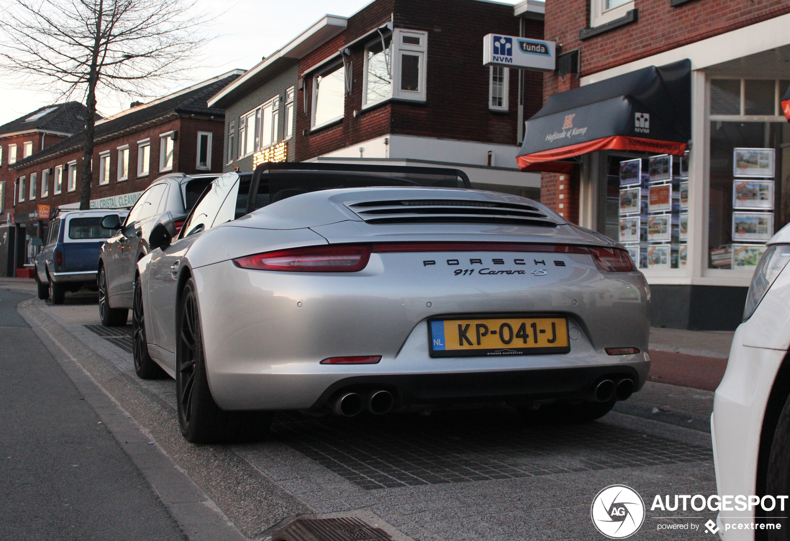 Porsche 991 Carrera 4S Cabriolet MkI