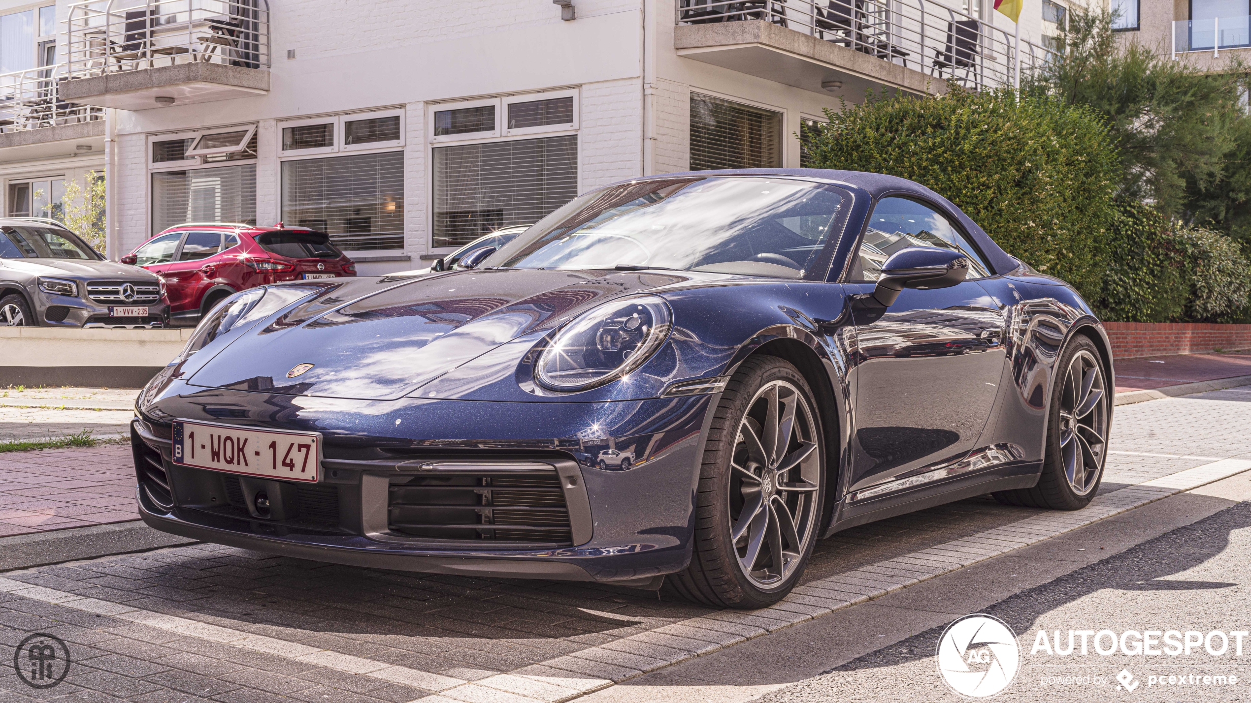 Porsche 992 Carrera 4S Cabriolet