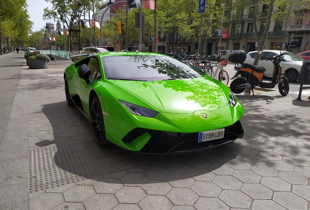 Lamborghini Huracán LP640-4 Performante