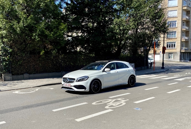 Mercedes-AMG A 45 W176 2015