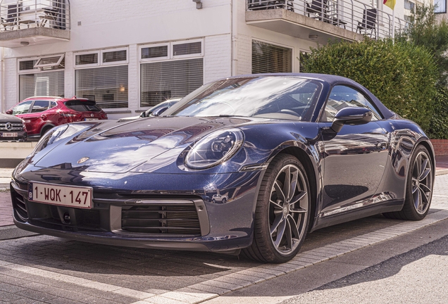 Porsche 992 Carrera 4S Cabriolet