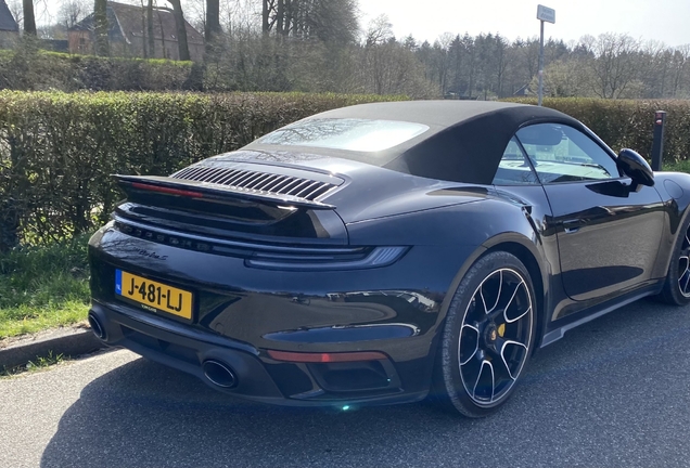 Porsche 992 Turbo S Cabriolet