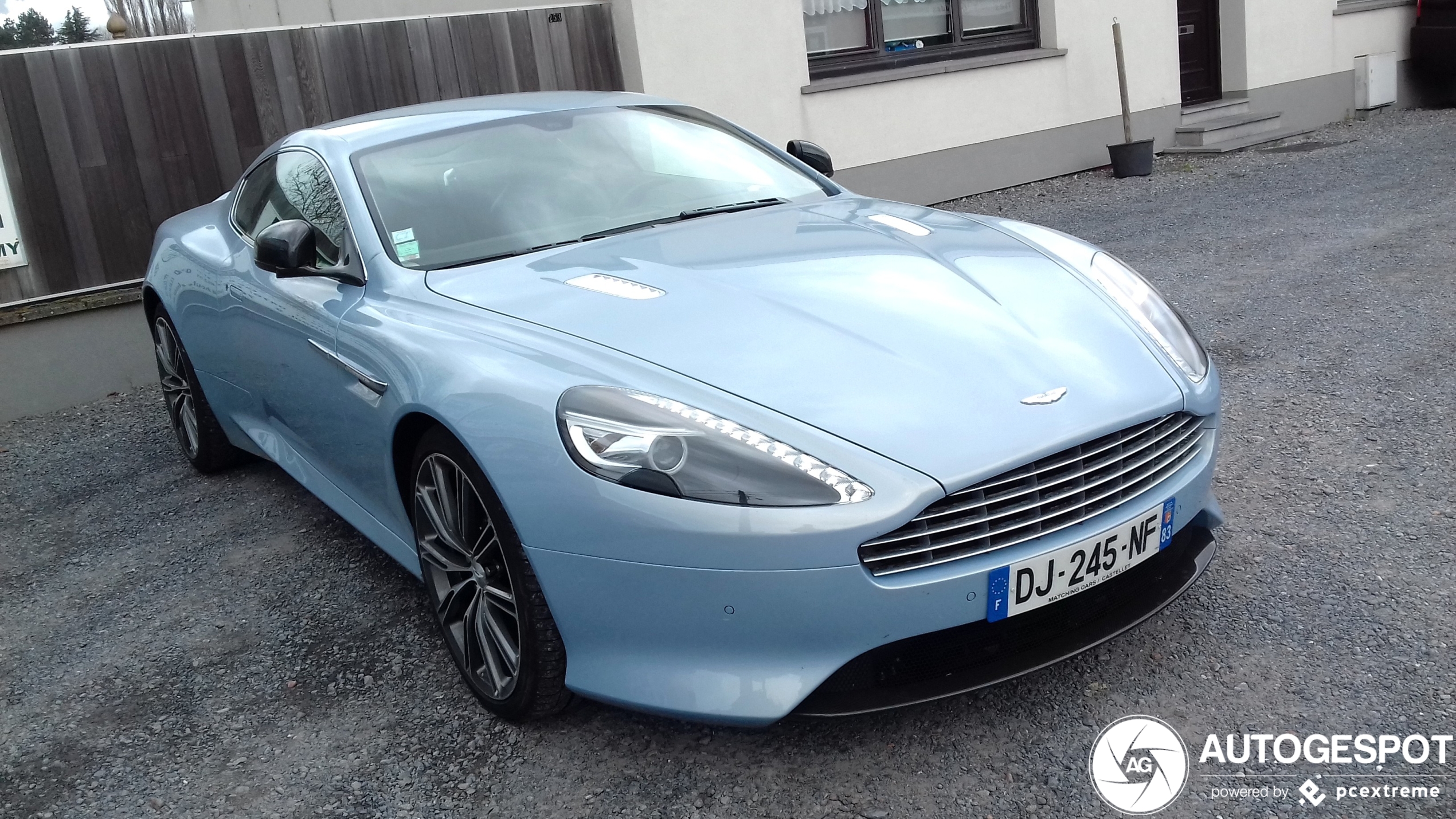 Aston Martin DB9 2013