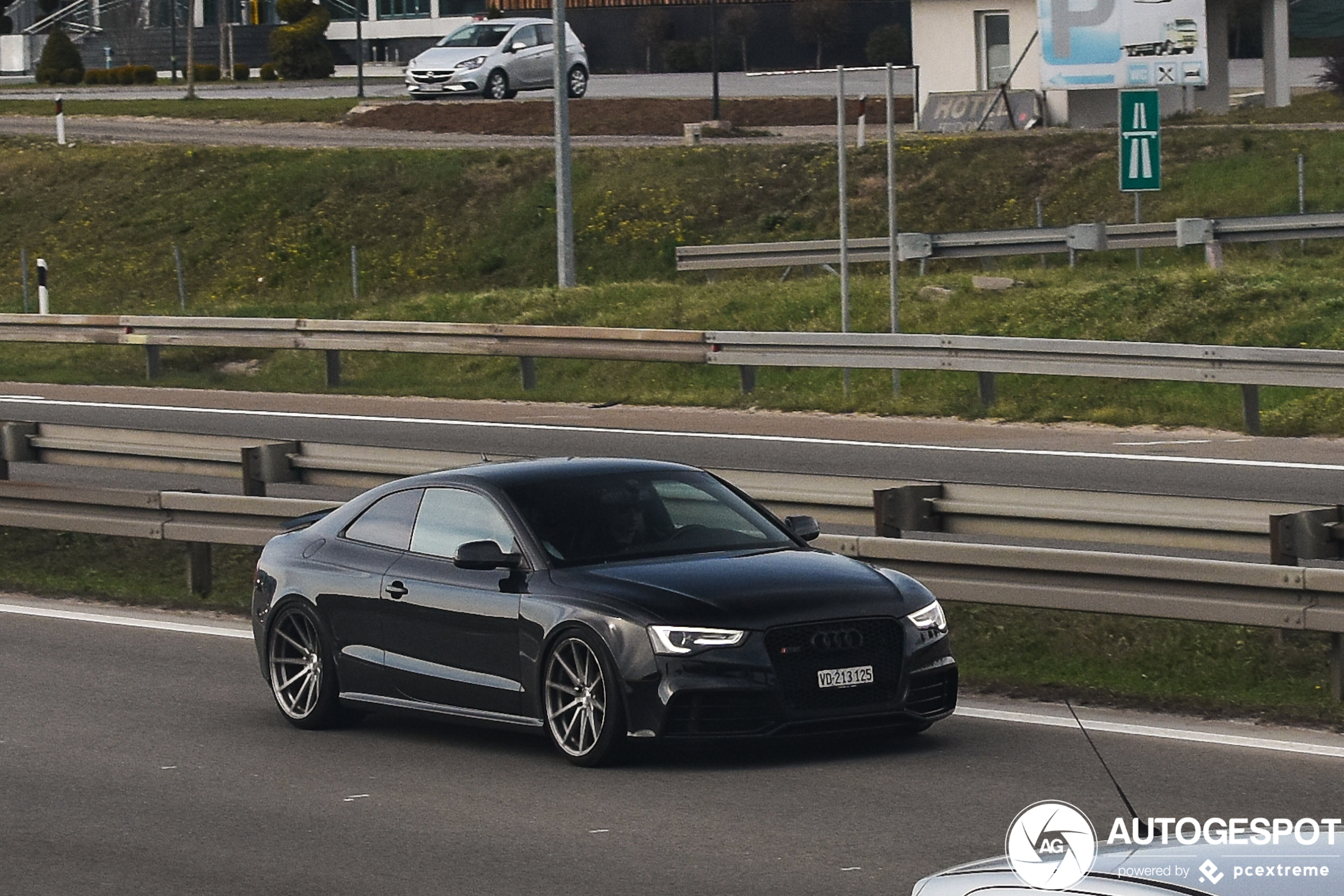 Audi RS5 B8 2012