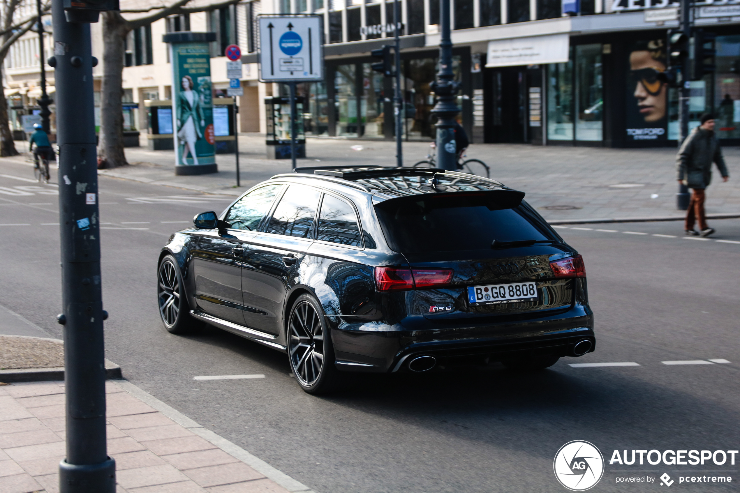 Audi RS6 Avant C7 2015