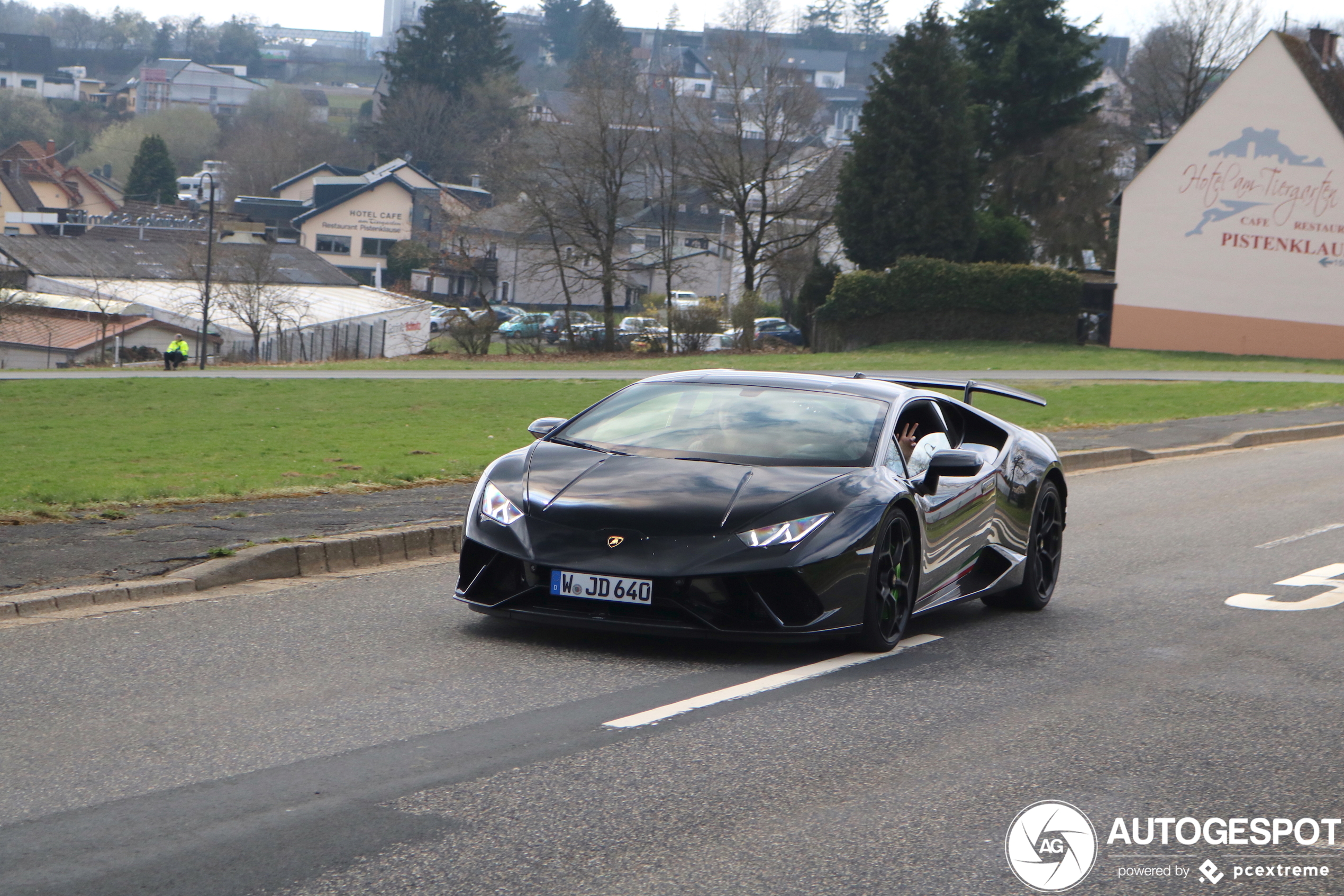 Lamborghini Huracán LP640-4 Performante