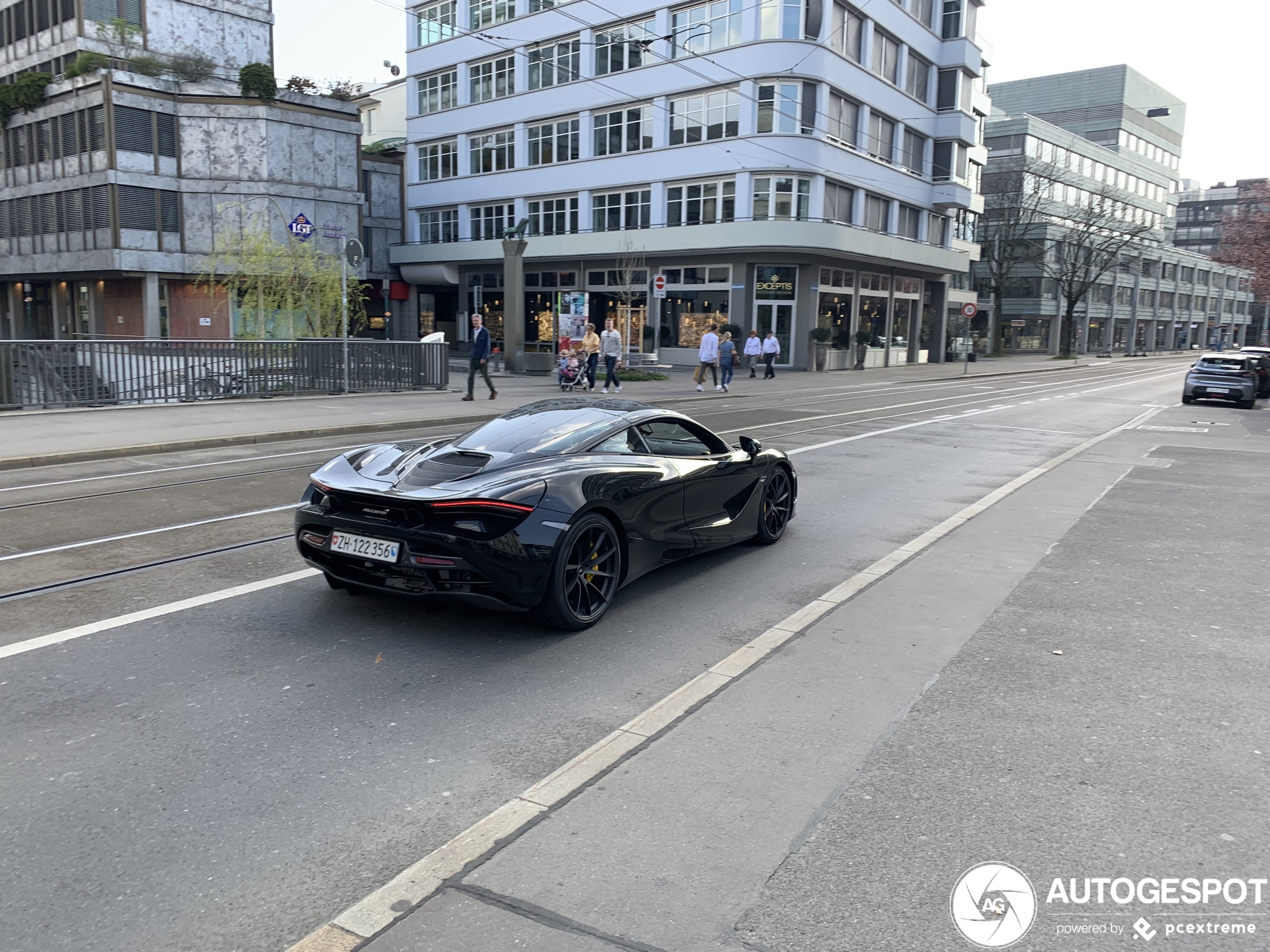 McLaren 720S