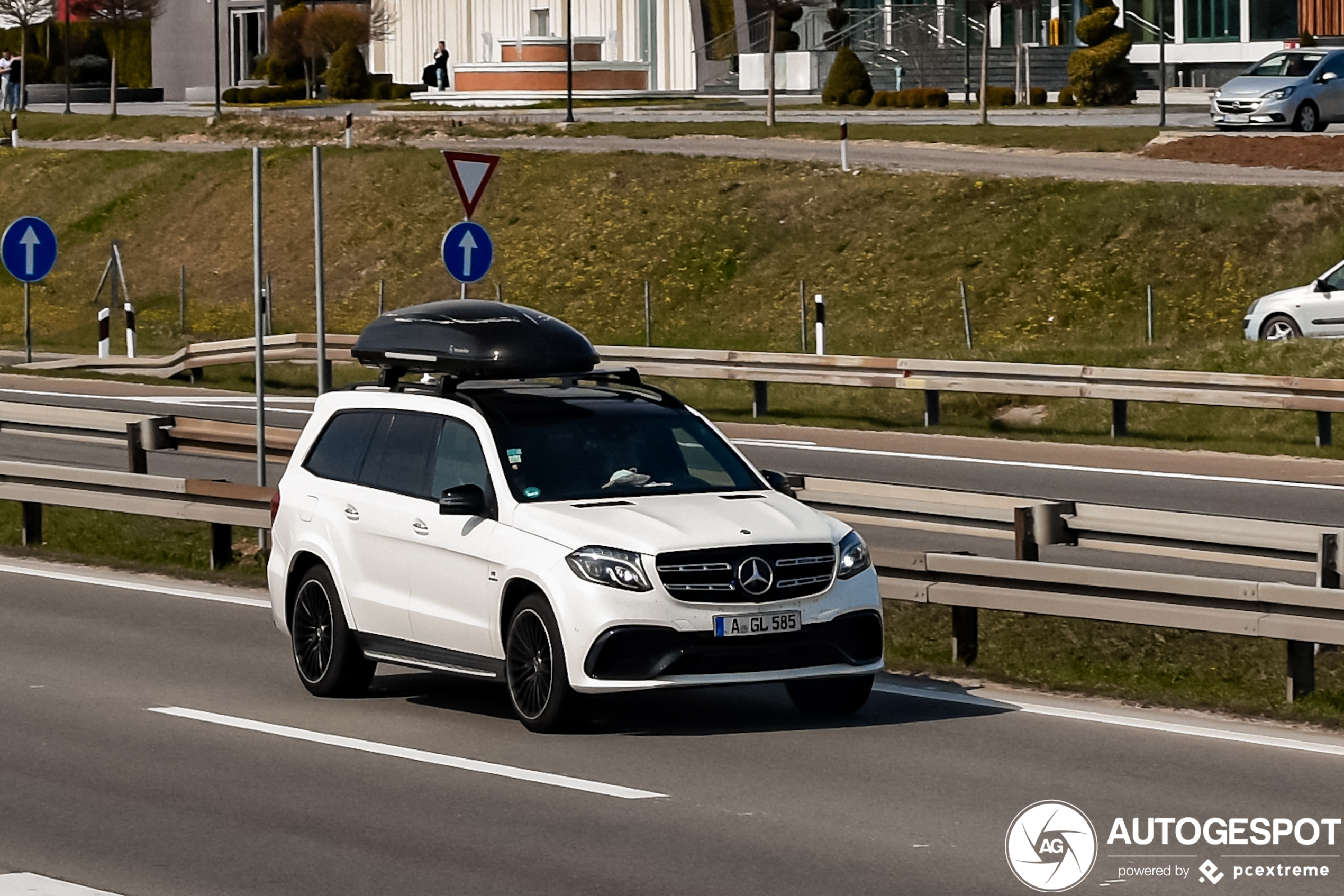 Mercedes-AMG GLS 63 X166