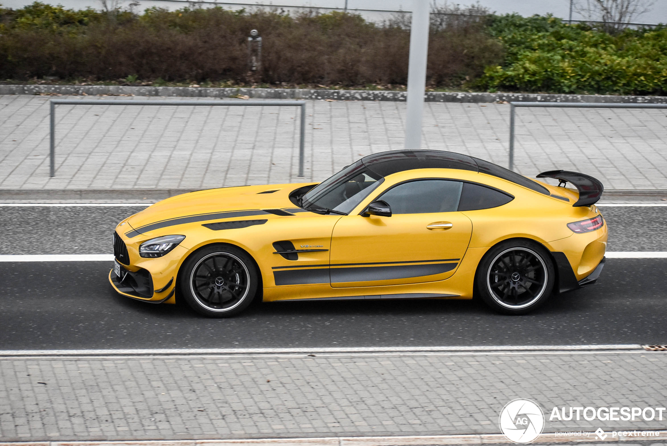 Mercedes-AMG GT R Pro C190