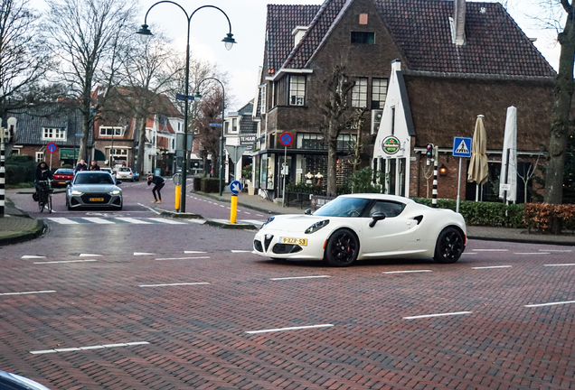 Alfa Romeo 4C Coupé