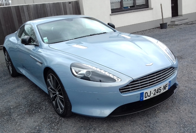 Aston Martin DB9 2013