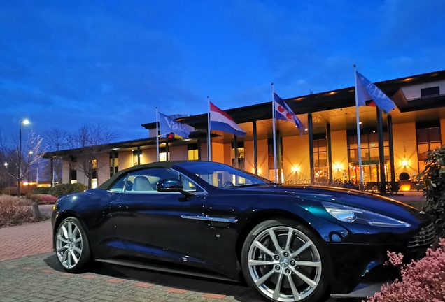 Aston Martin Vanquish Volante