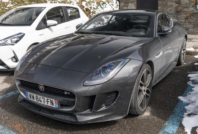 Jaguar F-TYPE R Coupé